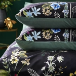 Midnight Bee floral velvet king size duvet set Midnight Bee floral velvet king size duvet set