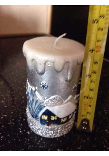 Lovely snow scene Candle