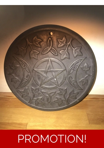 Latex mould for making this gothic style wall plaque