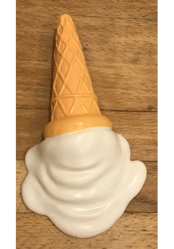 Latex mould for making this splattered ice cream