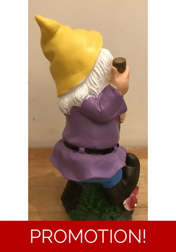 Latex mould for making this digging gnome