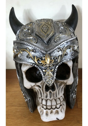 Latex mould for making this Horned skull