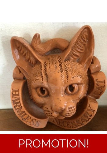 Latex mould for making this lovely cat plaque