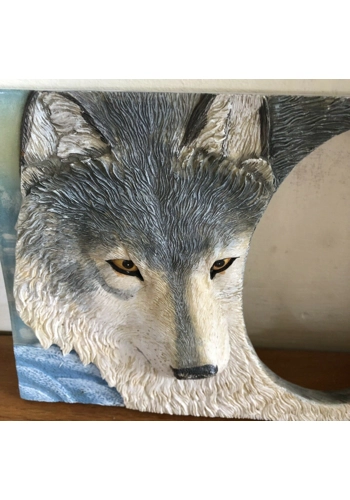 Latex mould for making this Wolf photo frame