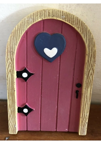 latex mould for making this small fairy door