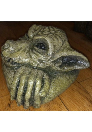 Latex mould for making this cute gargoyle plaque