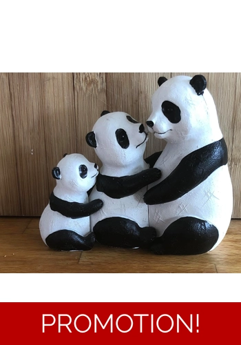 3 interlocking Pandas