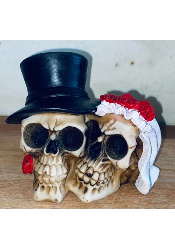 Latex Mould for making this Bride and groom skulls statue