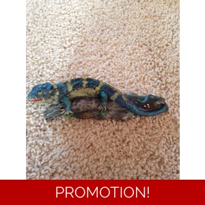 Lizard on a rock mould