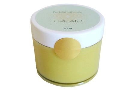 Medium Manna Cream
