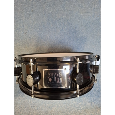PDP Black Out 14x5 Maple Snare Drum