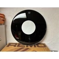 Remo Ebony Controlled Sound 18