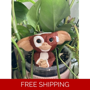 Gizmo Sculpture – Handmade Gremlins-Inspired Art | Movie Lovers | Nostalgic Collectable | 80s Decor