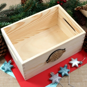 Personalised Wooden Christmas Eve Box With Delivery Tag