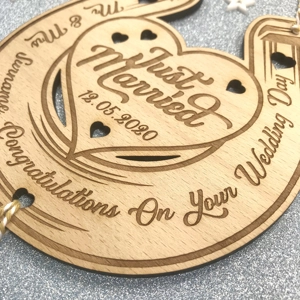 Wooden Personalised Just Married Horseshoe Wedding Keepsake Gift