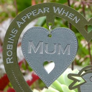 Personalised Memorial Remembrance Sympathy Robin Garden Ornament Gift