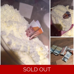Cash bomb hidden money bathbombs