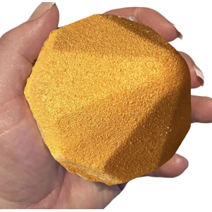 Miss millionaire designer bathbomb