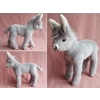 Miniature donkey (no dorsal stripe)