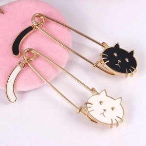 Wagging Tail Cat Brooch Wagging Tail Cat Brooch