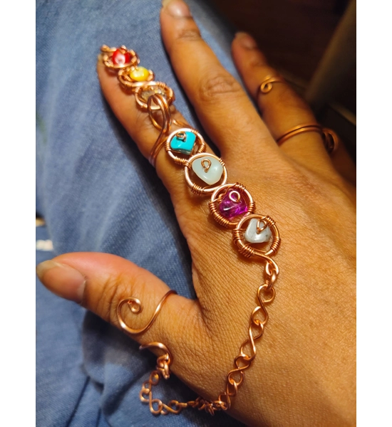 Crystal Blunt Holder