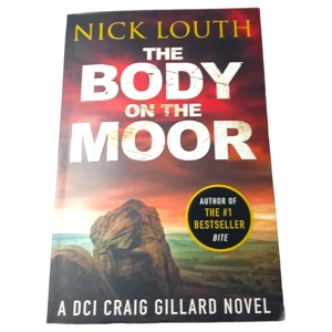 The Body on the Moor by Nick Louth (Paperback, 2021)