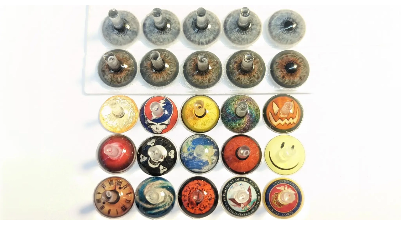 Custom & Novelty Irises