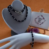 Amy Pearl Necklace and Bracelet Set - Black