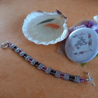 Bree Peanut Bracelet - Blue Iris Rainbow