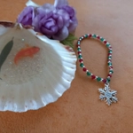 Christmas Stretch Bracelet with Snowflake Charm Christmas Stretch Bracelet with Snowflake Charm