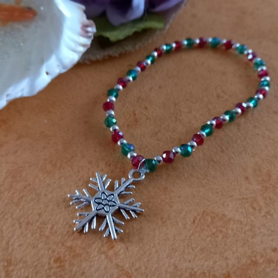 Christmas Stretch Bracelet with Snowflake Charm Christmas Stretch Bracelet with Snowflake Charm