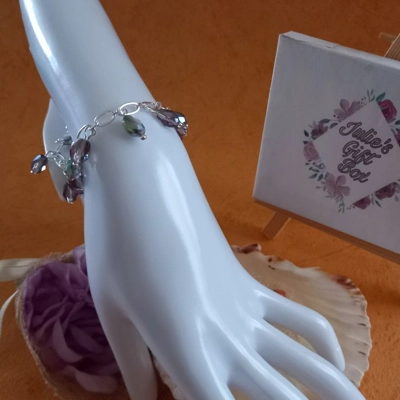 Droplet Charm Bracelet