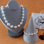 Graduated Pearl & Crystal Necklace, Bracelet and Earrings Set - White