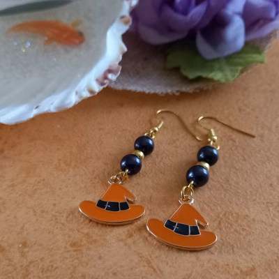 Halloween Earrings - Orange and Black Witches Hat Halloween Earrings - Orange and Black Witches Hat
