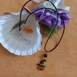 Halloween Necklace - Smiling Pumpkin Wearing a Witches Hat Halloween Necklace - Smiling Pumpkin Wearing a Witches Hat