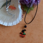 Halloween Necklace - Smiling Pumpkin Wearing a Witches Hat Halloween Necklace - Smiling Pumpkin Wearing a Witches Hat