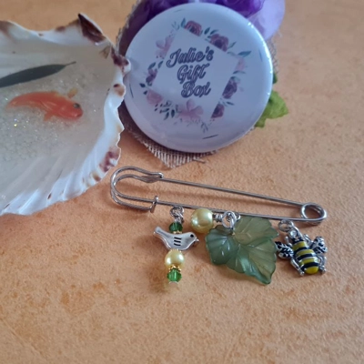 Spring Kilt Pin Spring Kilt Pin