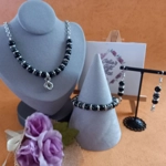 Laura Agate Necklace, Bracelet and Earrings Set - Black Laura Agate Necklace, Bracelet and Earrings Set - Black