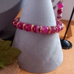Laura Agate Necklace, Bracelet and Earrings Set - Fuschia Laura Agate Necklace, Bracelet and Earrings Set - Fuschia
