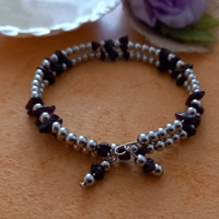 Memory Wire Natural Chip Bangle - Garnet