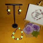 Mobius Miracle Bracelet and Earrings Set - Champagne & Green Mobius Miracle Bracelet and Earrings Set - Champagne & Green
