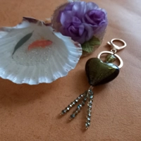 Silver Foil Heart Keyring - Olive