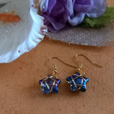 Wire Wrapped Star Earrings - Gold-Blue AB Wire Wrapped Star Earrings - Gold-Blue AB