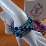Zivia Memory Wire Bangle - Blue Marble Agate Zivia Memory Wire Bangle - Blue Marble Agate