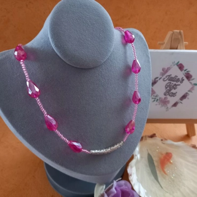 Zoe Necklace - Pink Zoe Necklace - Pink