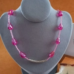 Zoe Necklace - Pink Zoe Necklace - Pink