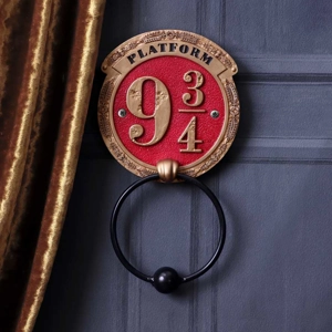 Platform 9 3/4 door knocker