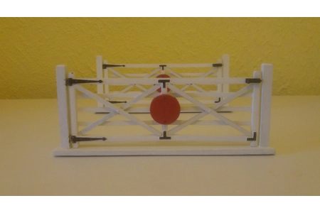 Level Crossing Gates 16mm Sc..
