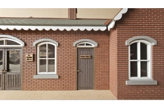 Bramblecourt Station G Scale