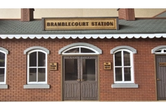 Bramblecourt Station G Scale